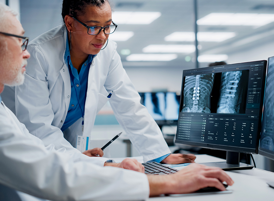 Picture of two surgeons looking for an X-ray